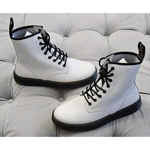 Dr. Doc Martens Zavala White Leather Boots Size W 8 M 7 New
